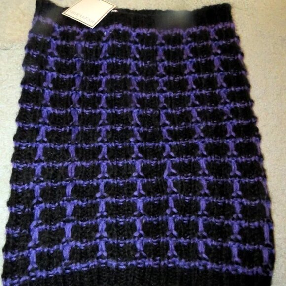 New NWT Shiraleah Chicago Infinity Scarf - "Hand Look Knit" - One Size Fits Most - Picture 10 of 15